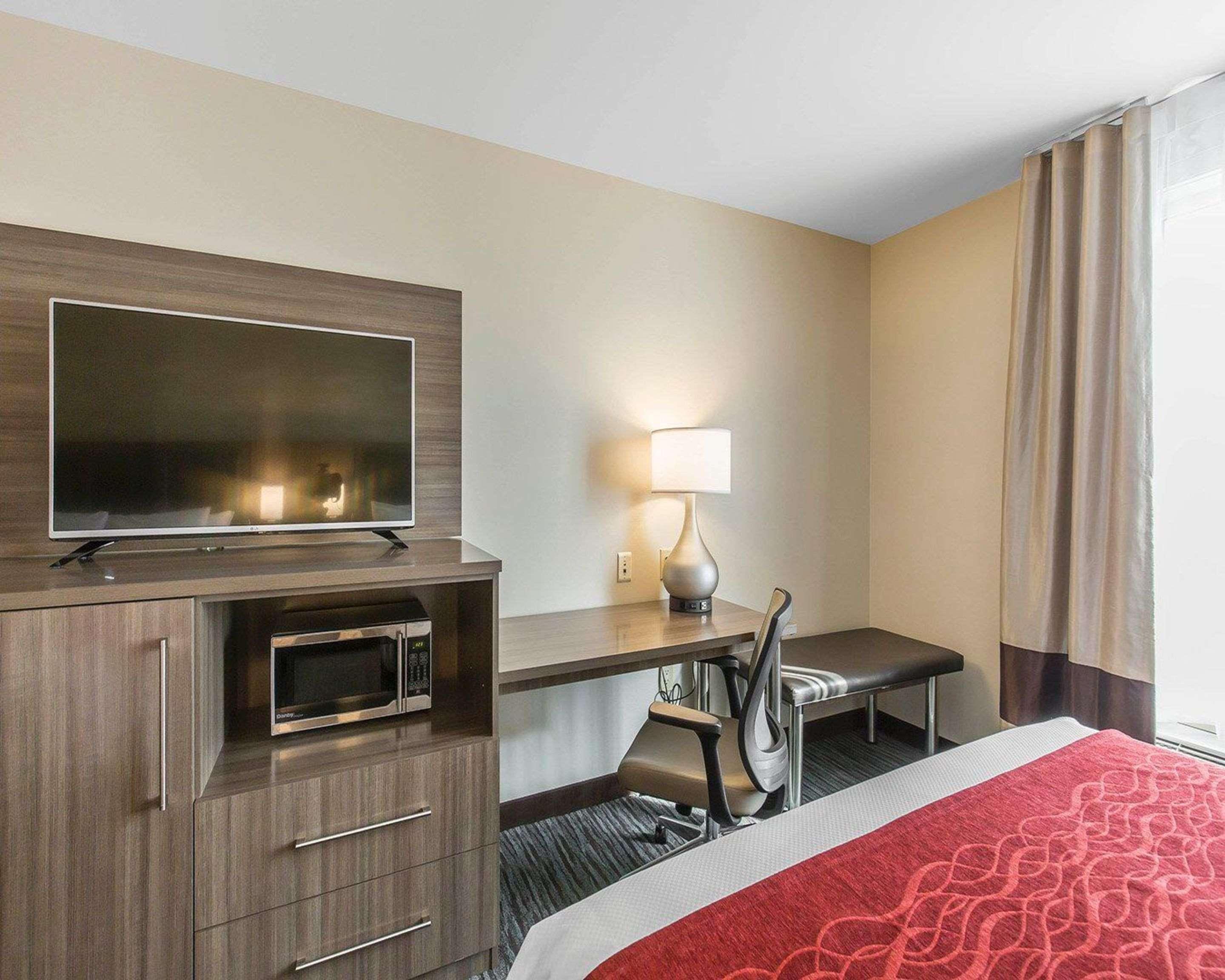 Comfort Inn & Suites Airport North Calgary Luaran gambar