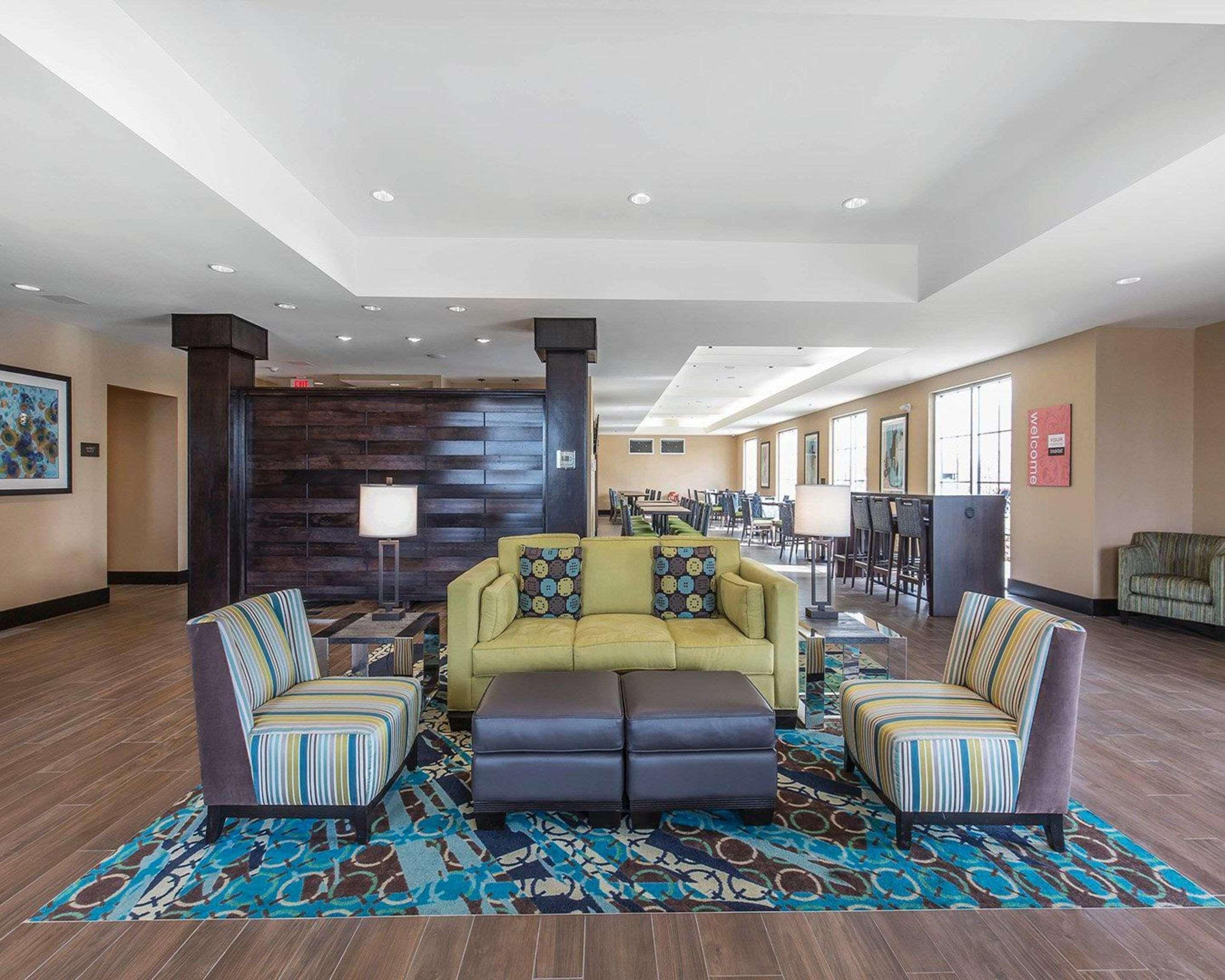 Comfort Inn & Suites Airport North Calgary Luaran gambar