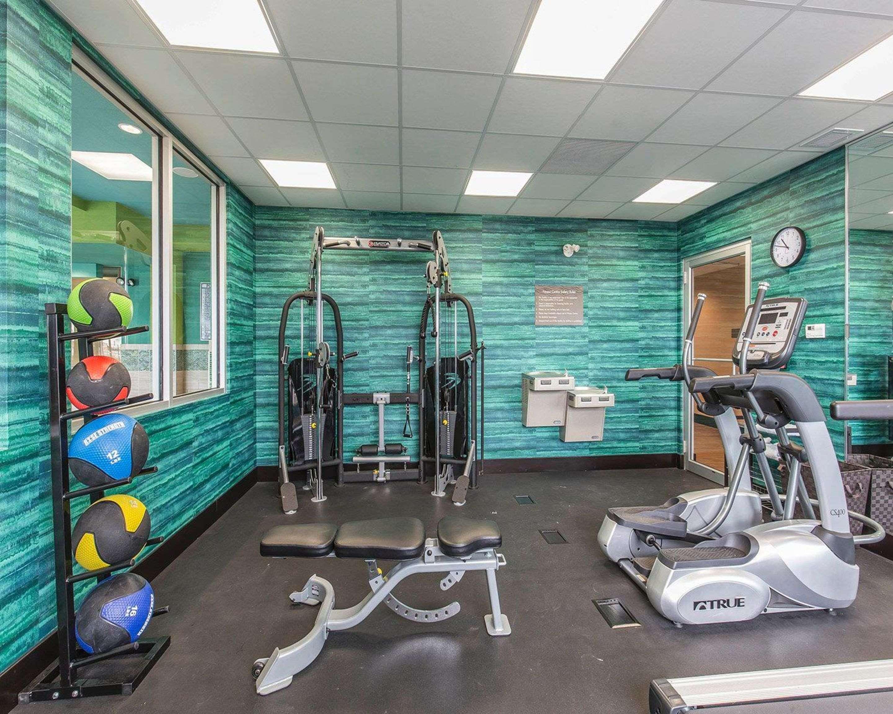 Comfort Inn & Suites Airport North Calgary Luaran gambar